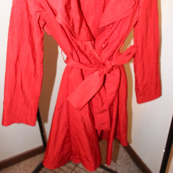 Design Today's Women's Red Jacket Design - Picture 2 of 6